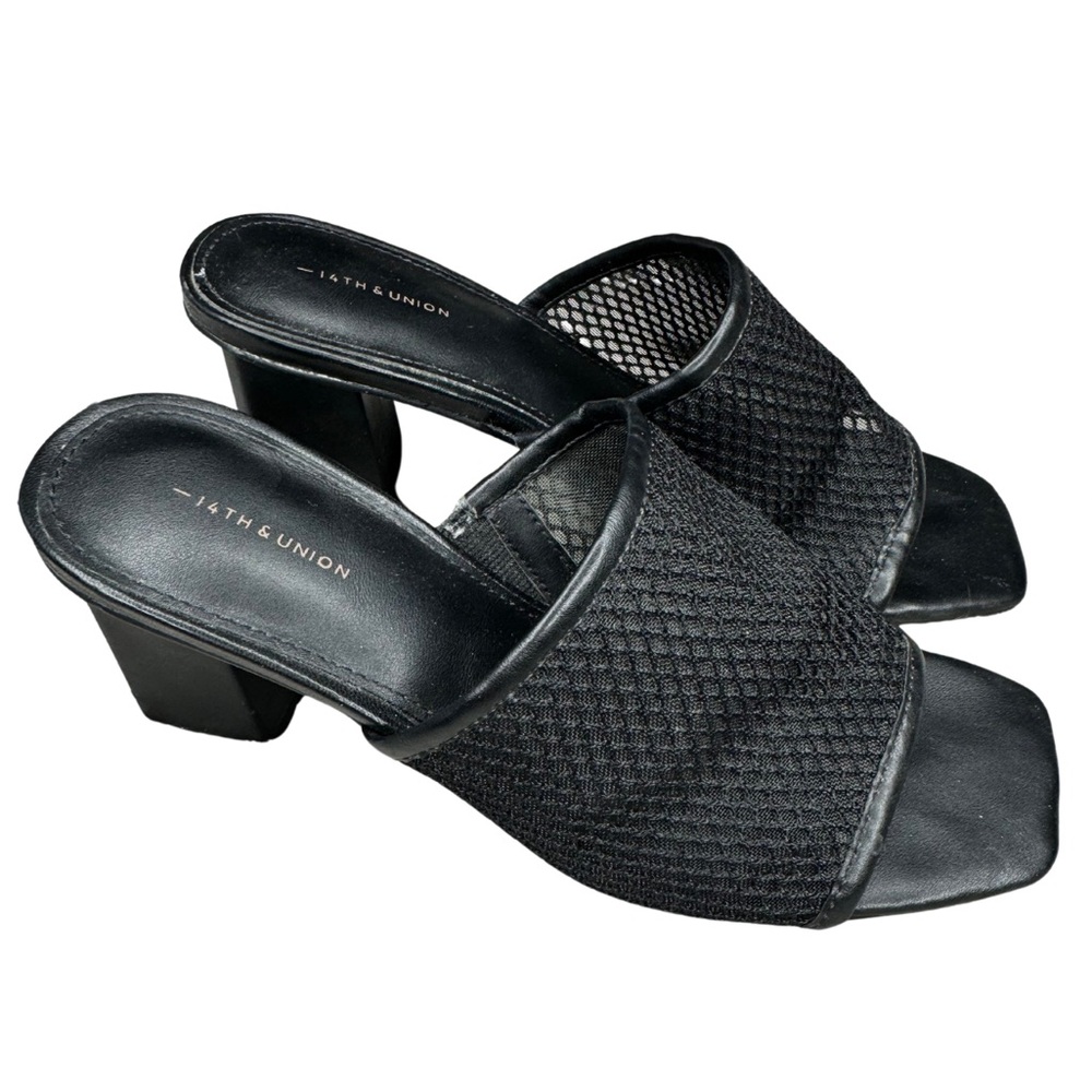 14th & Union Black Chunky Heels